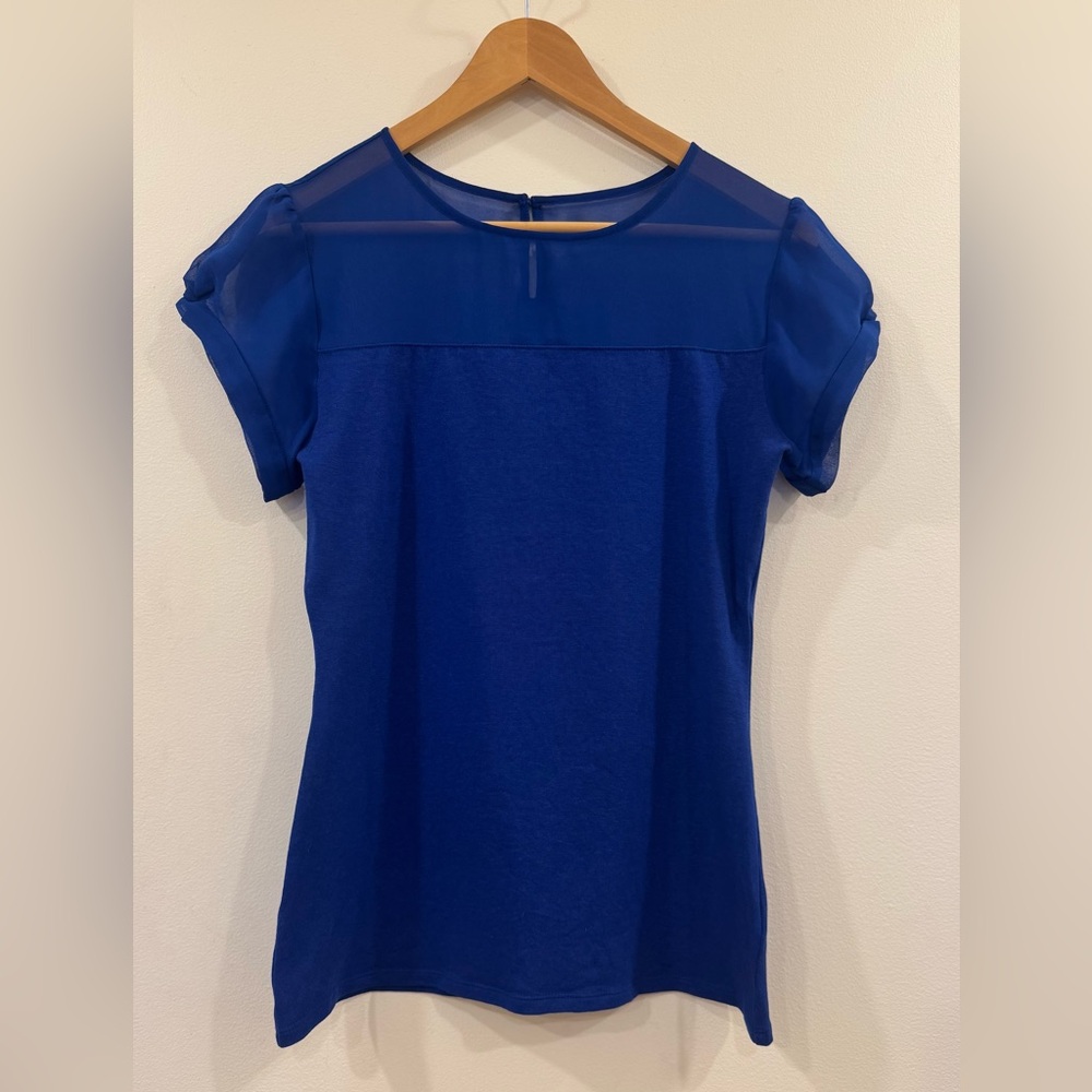 EXPRESS Blue Sheer-Top, Keyhole T-Shirt, Small
